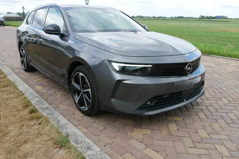 Opel Astra Sports Tourer (2023)