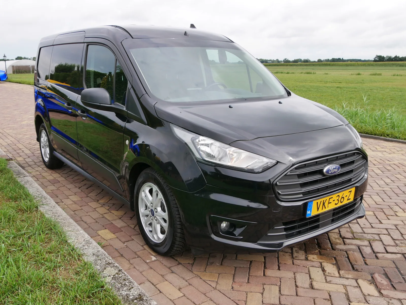 Ford Transit Connect (2021) — foto 1