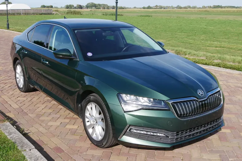 Škoda Superb (2020)
