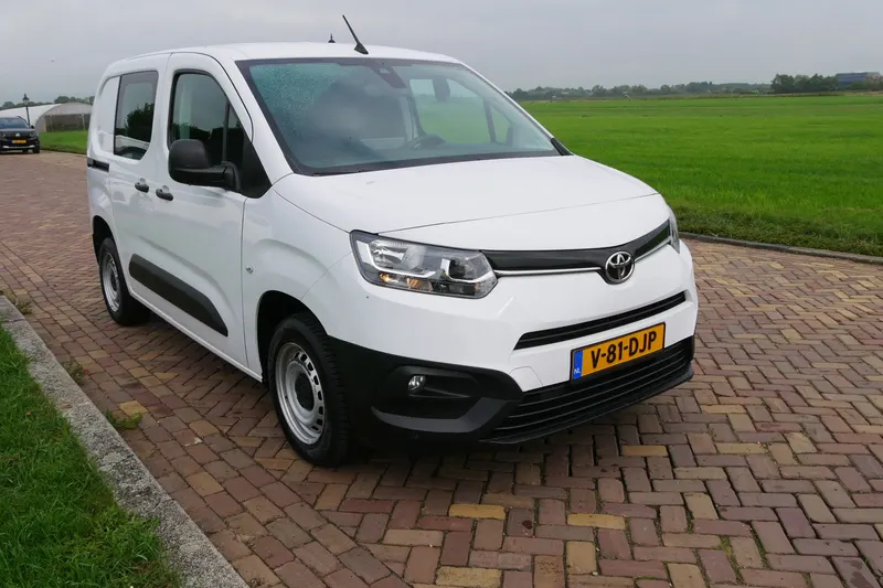 Toyota Proace (2024)
