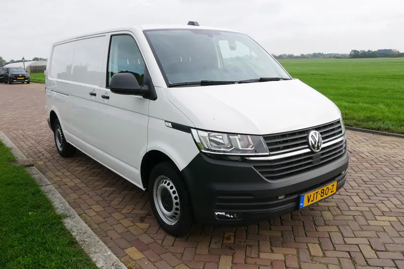 Volkswagen Transporter (2021)