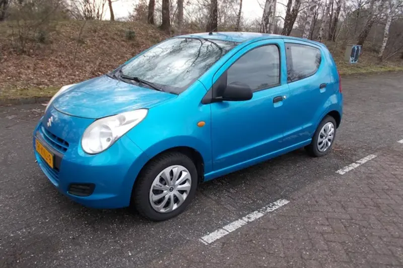 Suzuki Alto (2010)