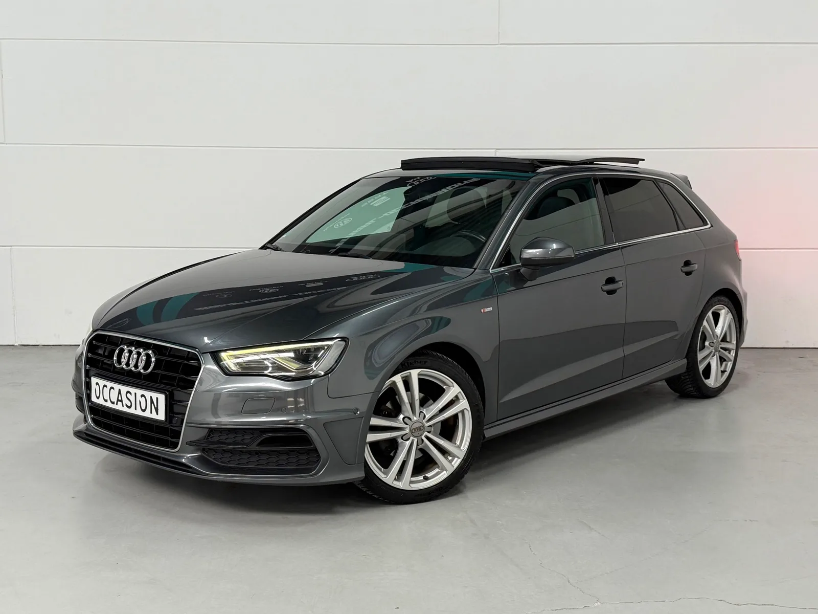 Audi A3 (2015) — foto 1