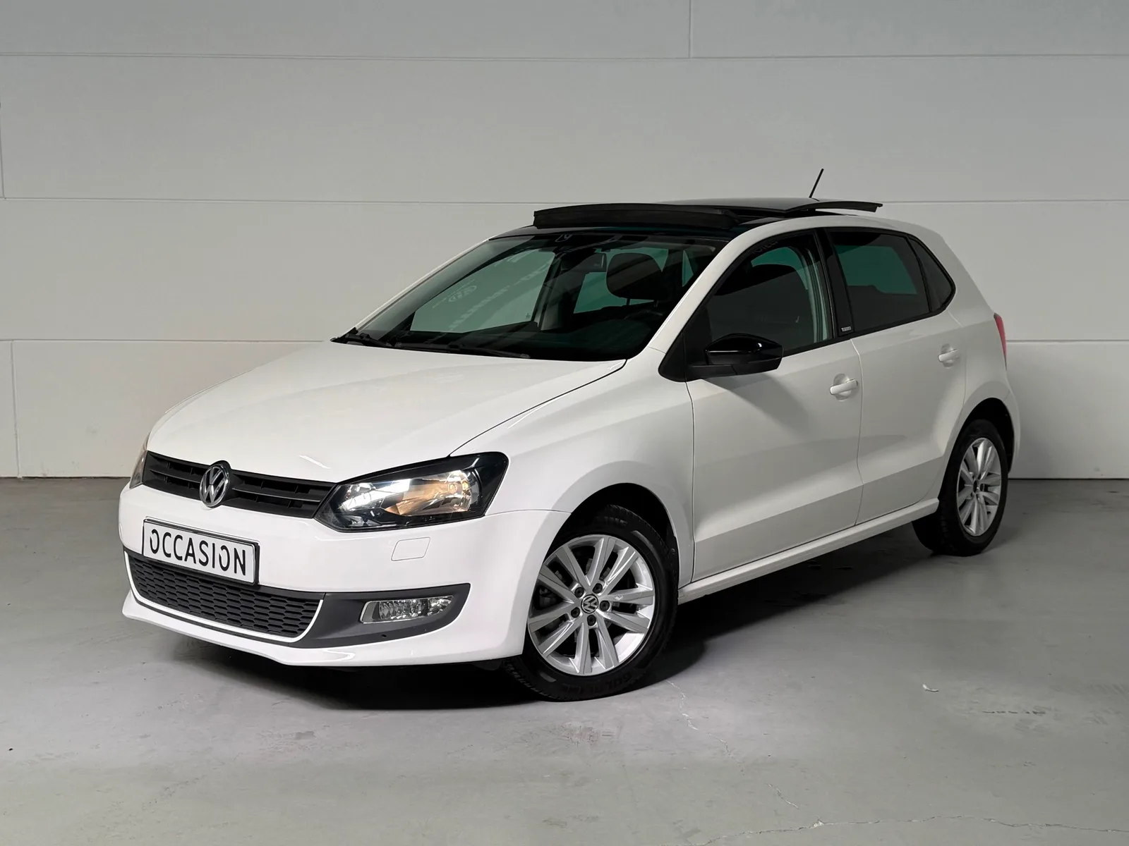 Volkswagen Polo (2011) — foto 1