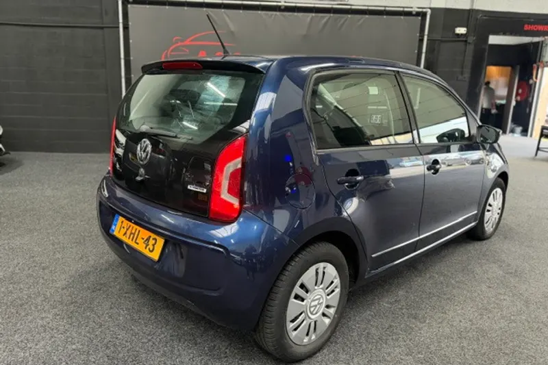 Volkswagen Up! (2014)