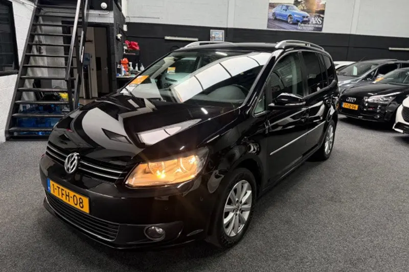 Volkswagen Touran (2014)