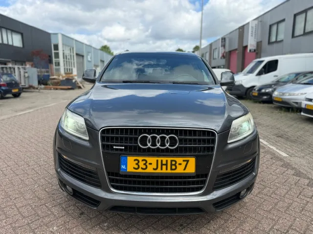 Audi Q7 (2009) — foto 1
