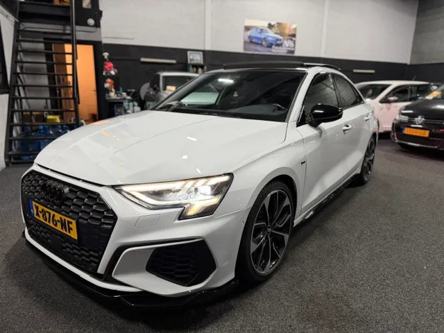 Audi A3 (2020) — foto 1