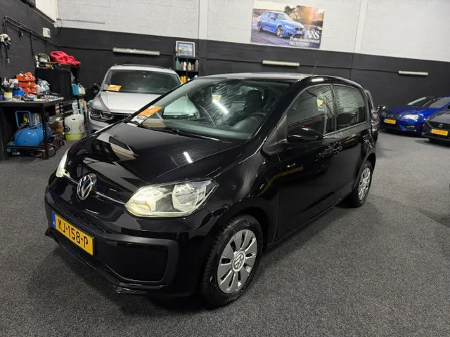 Volkswagen Up! (2016) — foto 1
