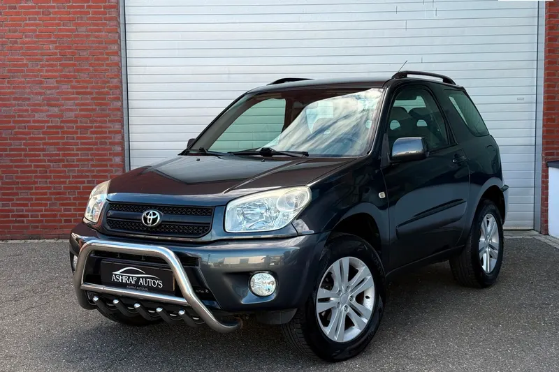 Toyota RAV4 (2005)