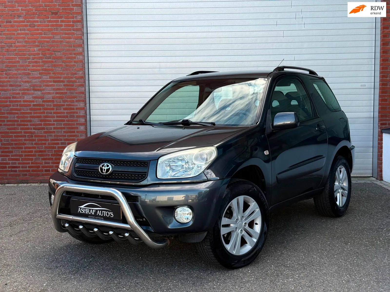 Toyota RAV4 (2005) — foto 1