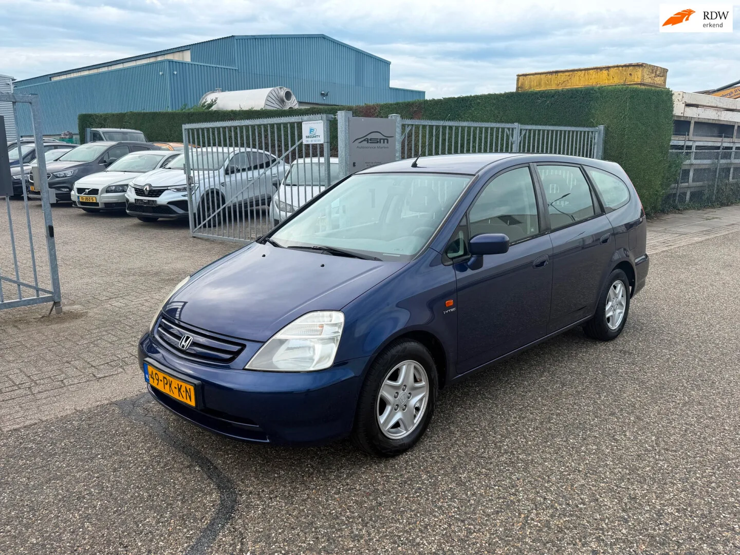 Honda Stream (2004) — foto 1