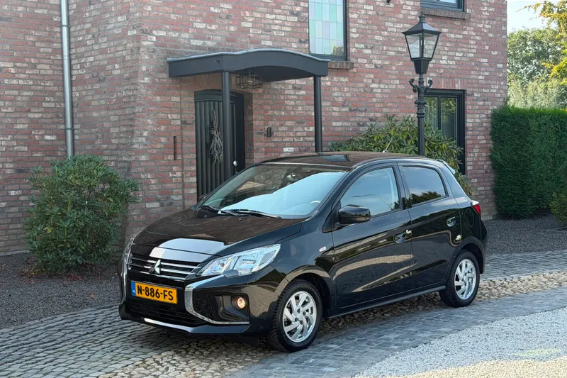 Mitsubishi Space Star (2021)