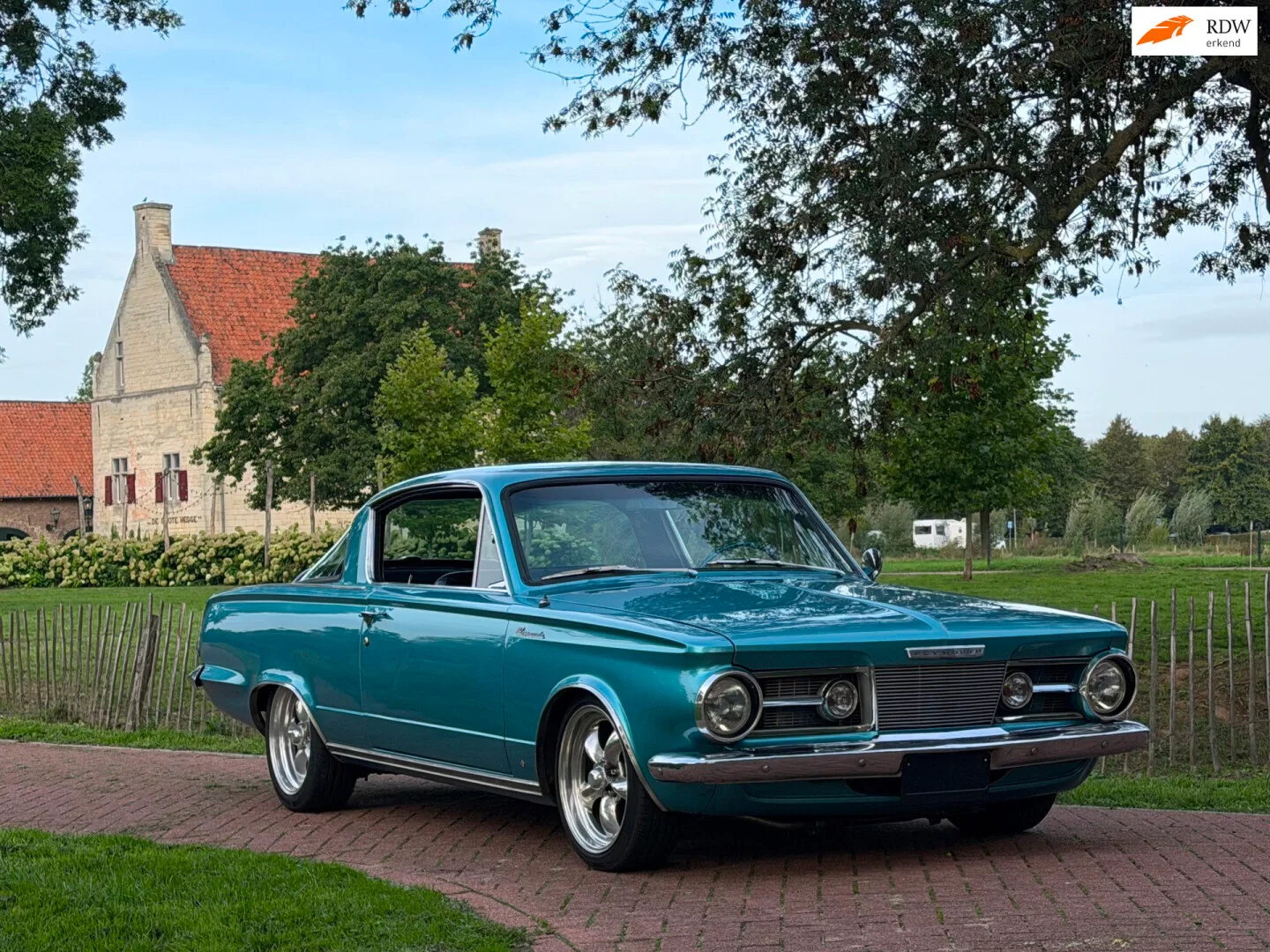 Plymouth Barracuda (1965) — foto 1