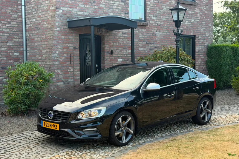 Volvo S60 (2015)