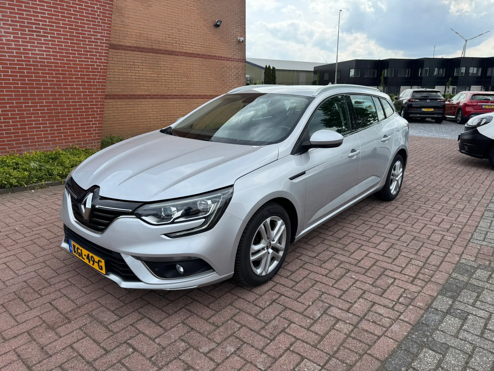 Renault Mégane (2017) — foto 1