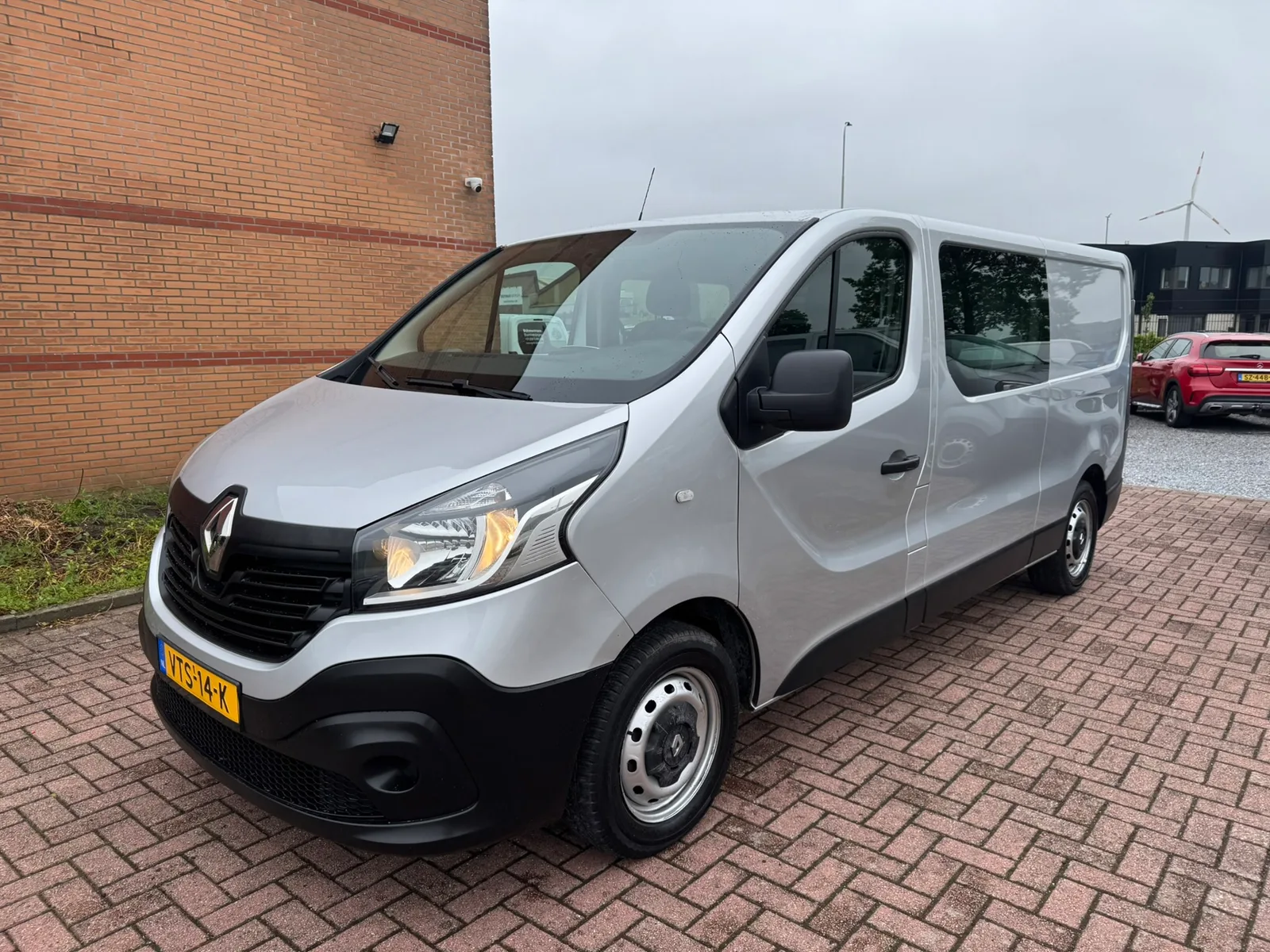 Renault Trafic (2016) — foto 1