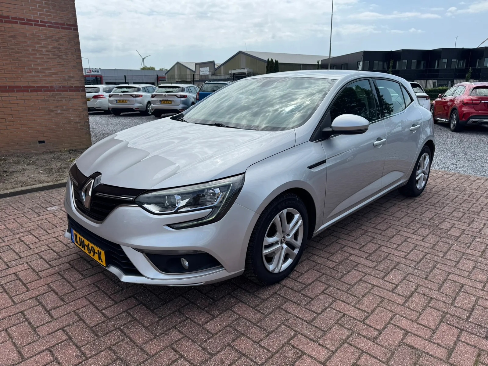 Renault Mégane (2019) — foto 1