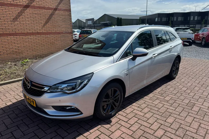 Opel Astra (2018)