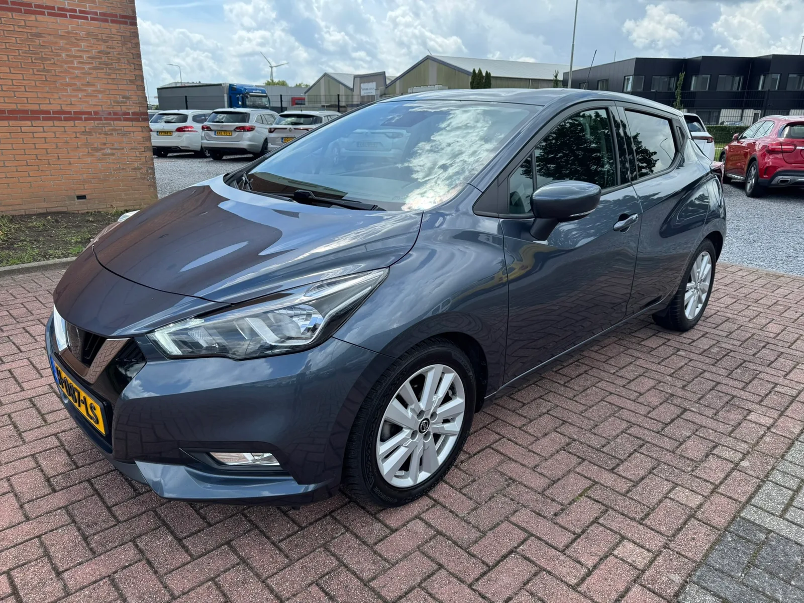 Nissan Micra (2020) — foto 1