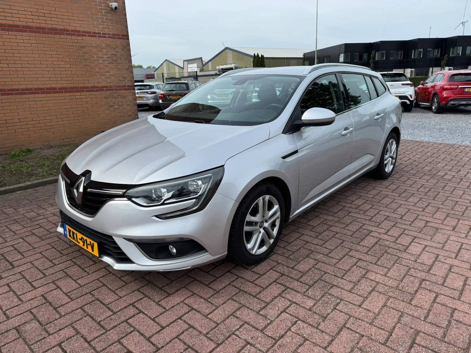 Renault Mégane (2019) — foto 1
