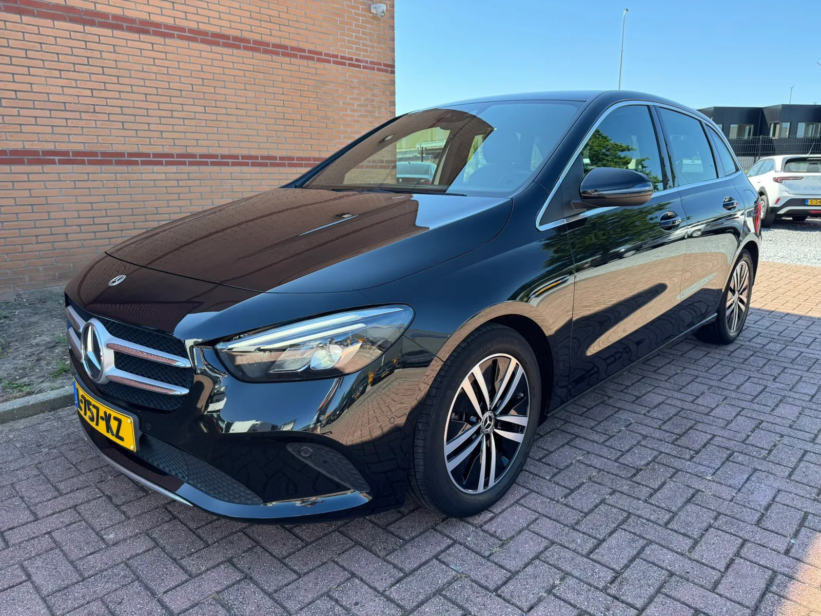 Mercedes-Benz B-Klasse (2021) — foto 1