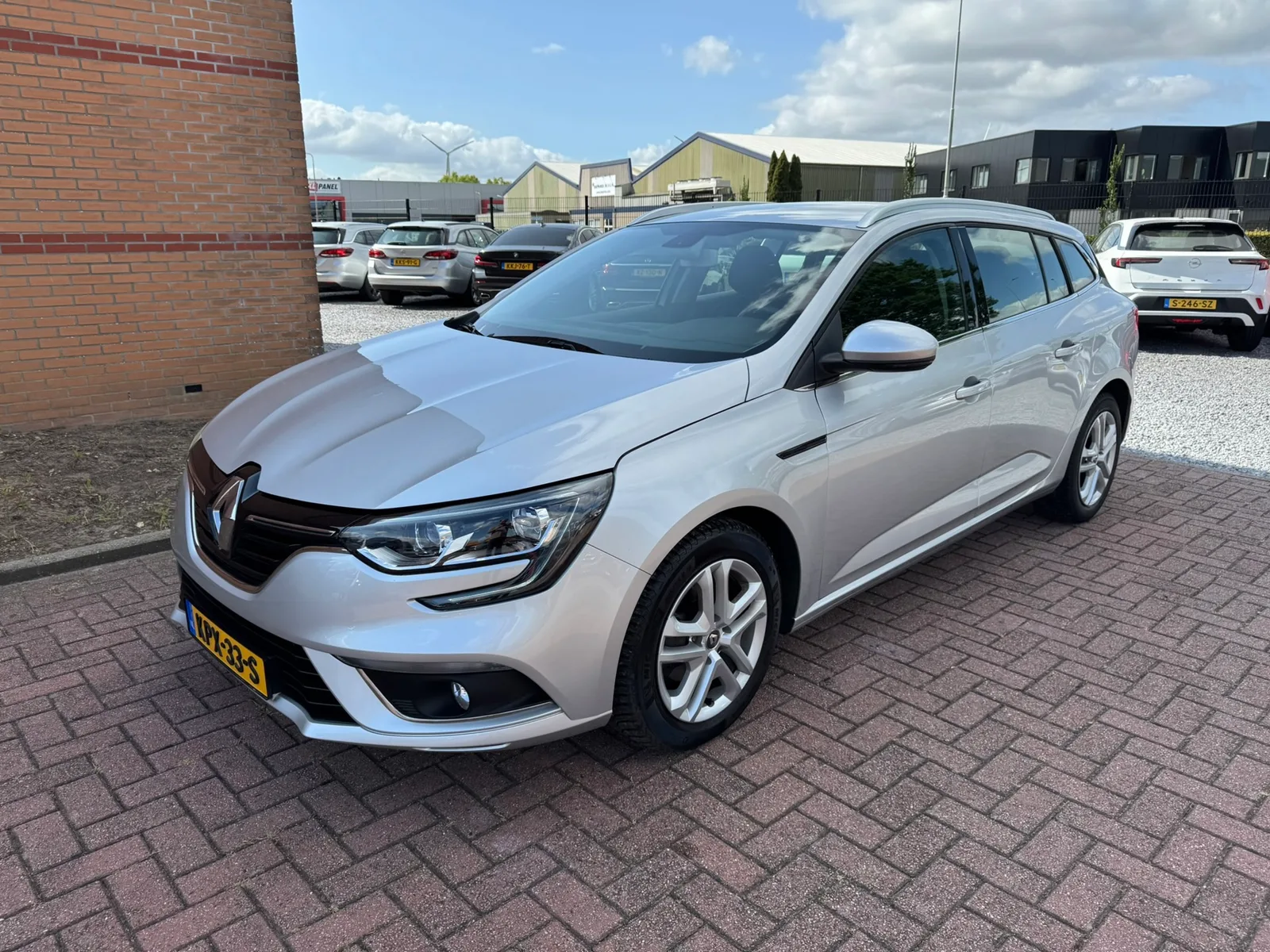 Renault Mégane (2016) — foto 1
