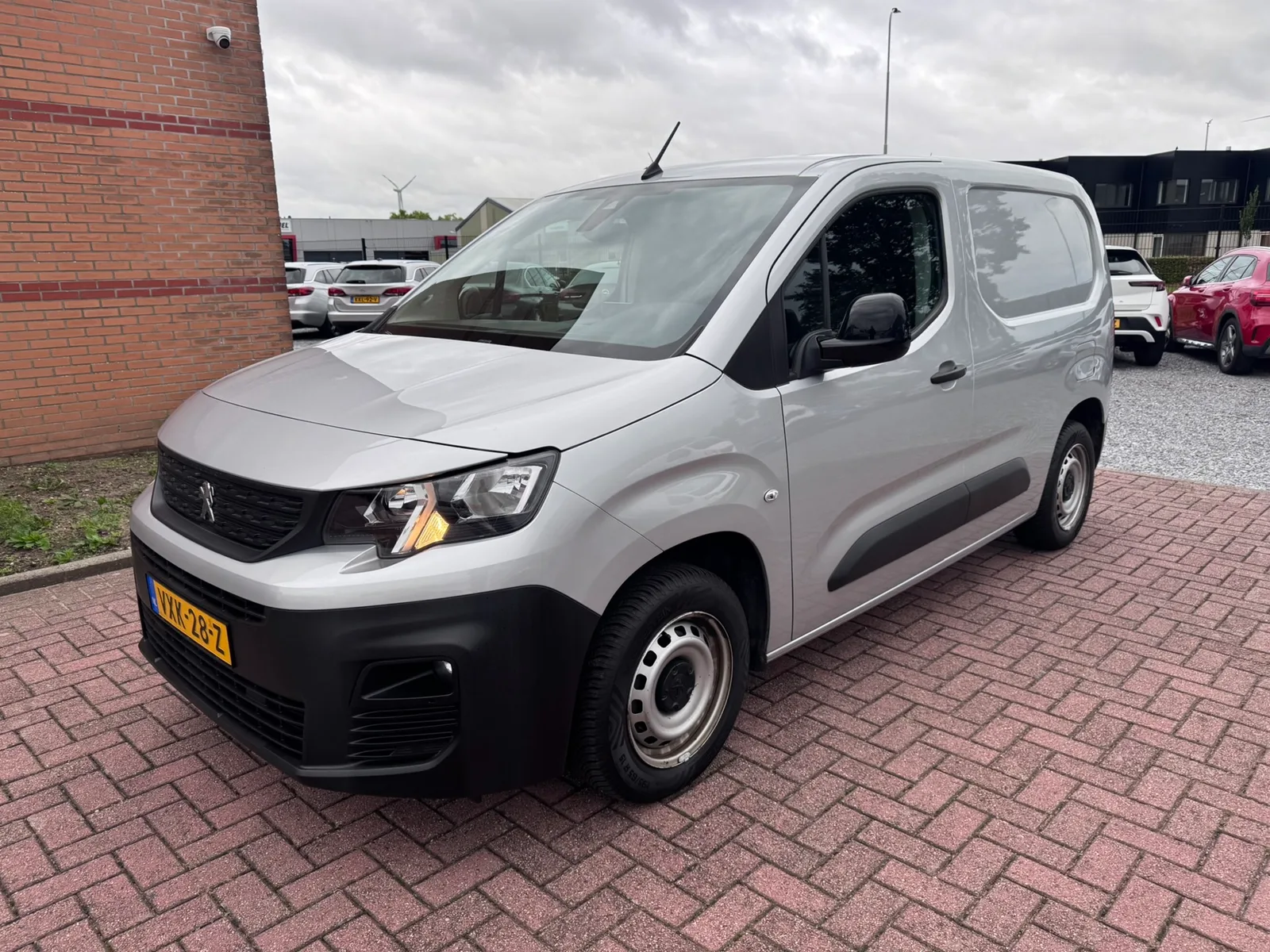 Peugeot Partner (2023) — foto 1