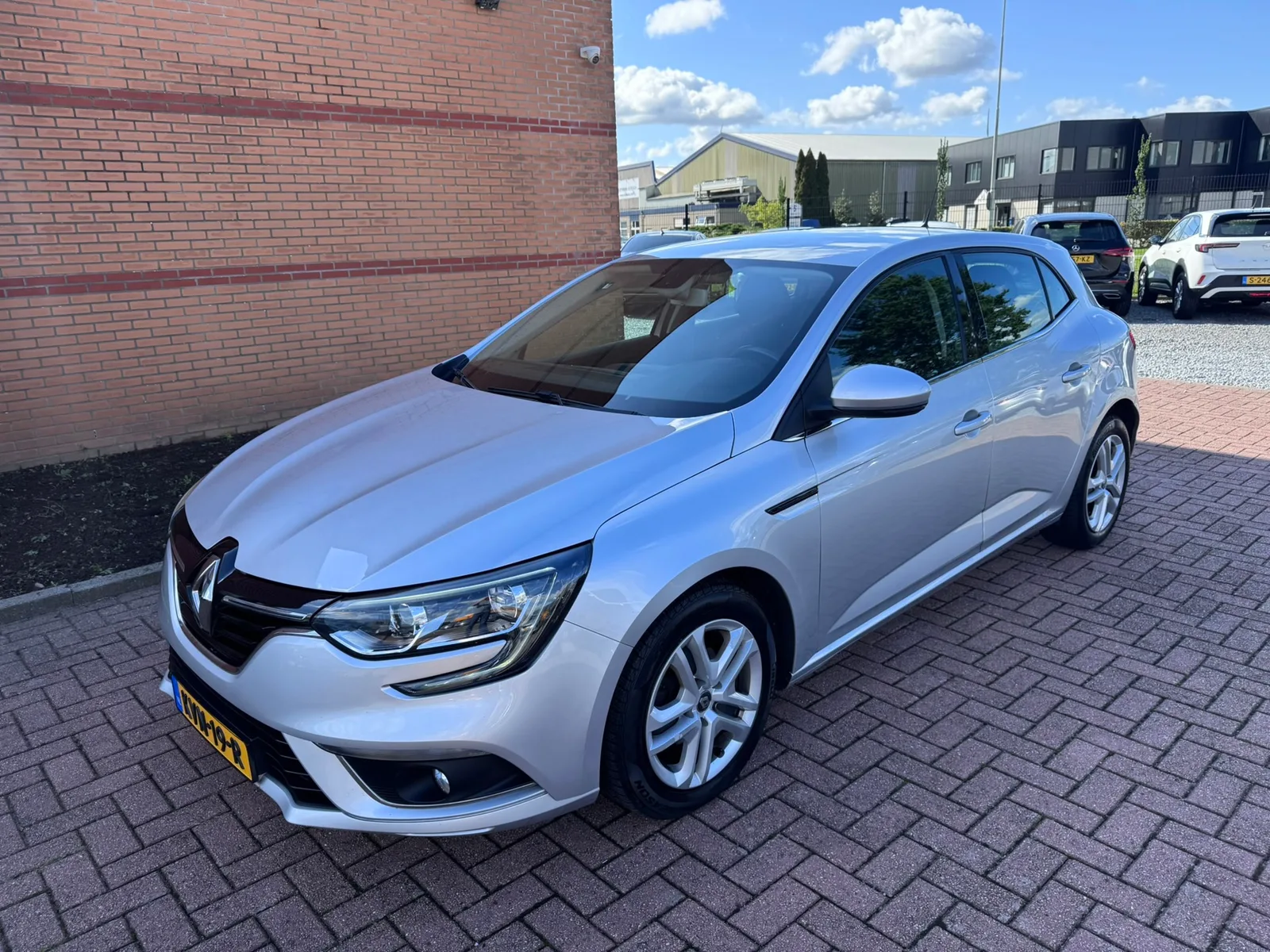 Renault Mégane (2019) — foto 1