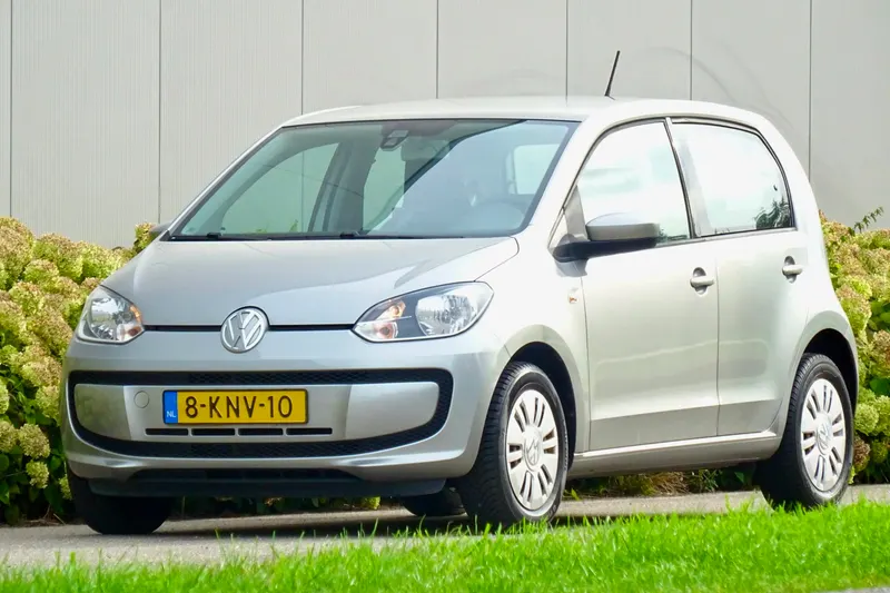 Volkswagen Up! (2013)