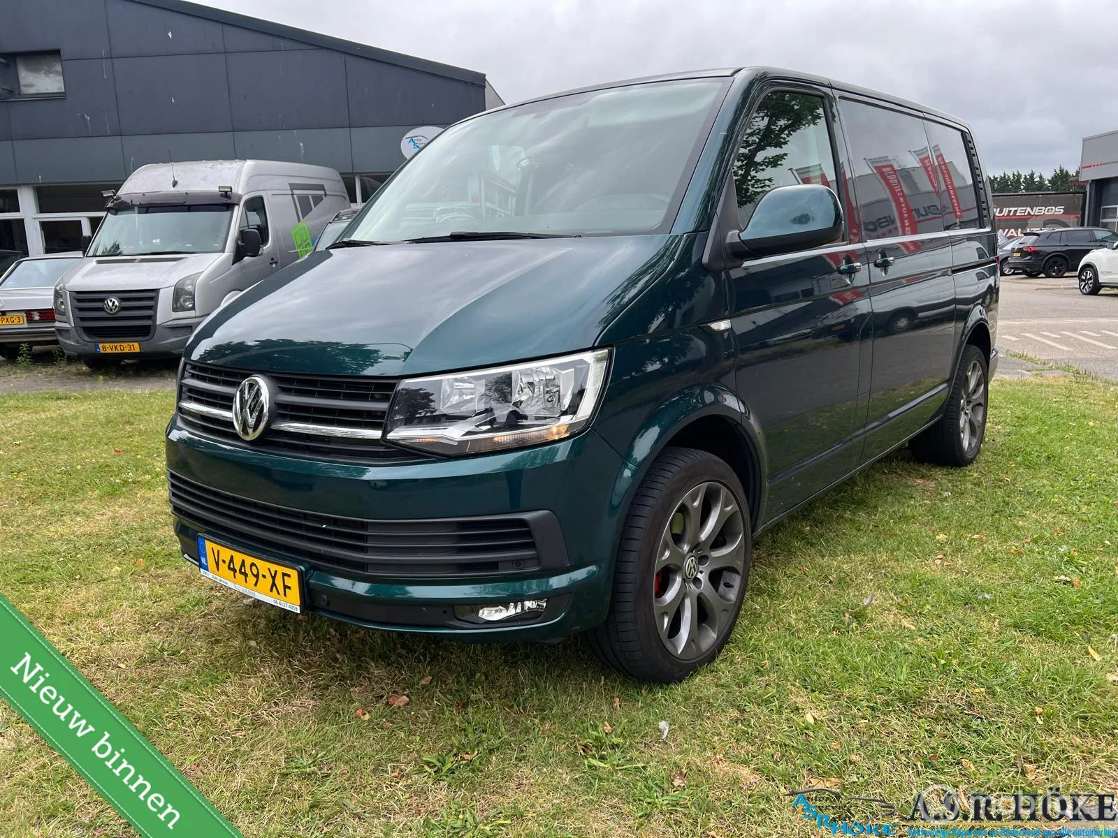 Volkswagen Transporter (2019) — foto 1