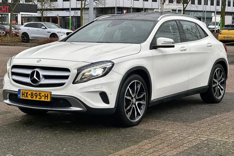 Mercedes-Benz GLA-Klasse (2015)