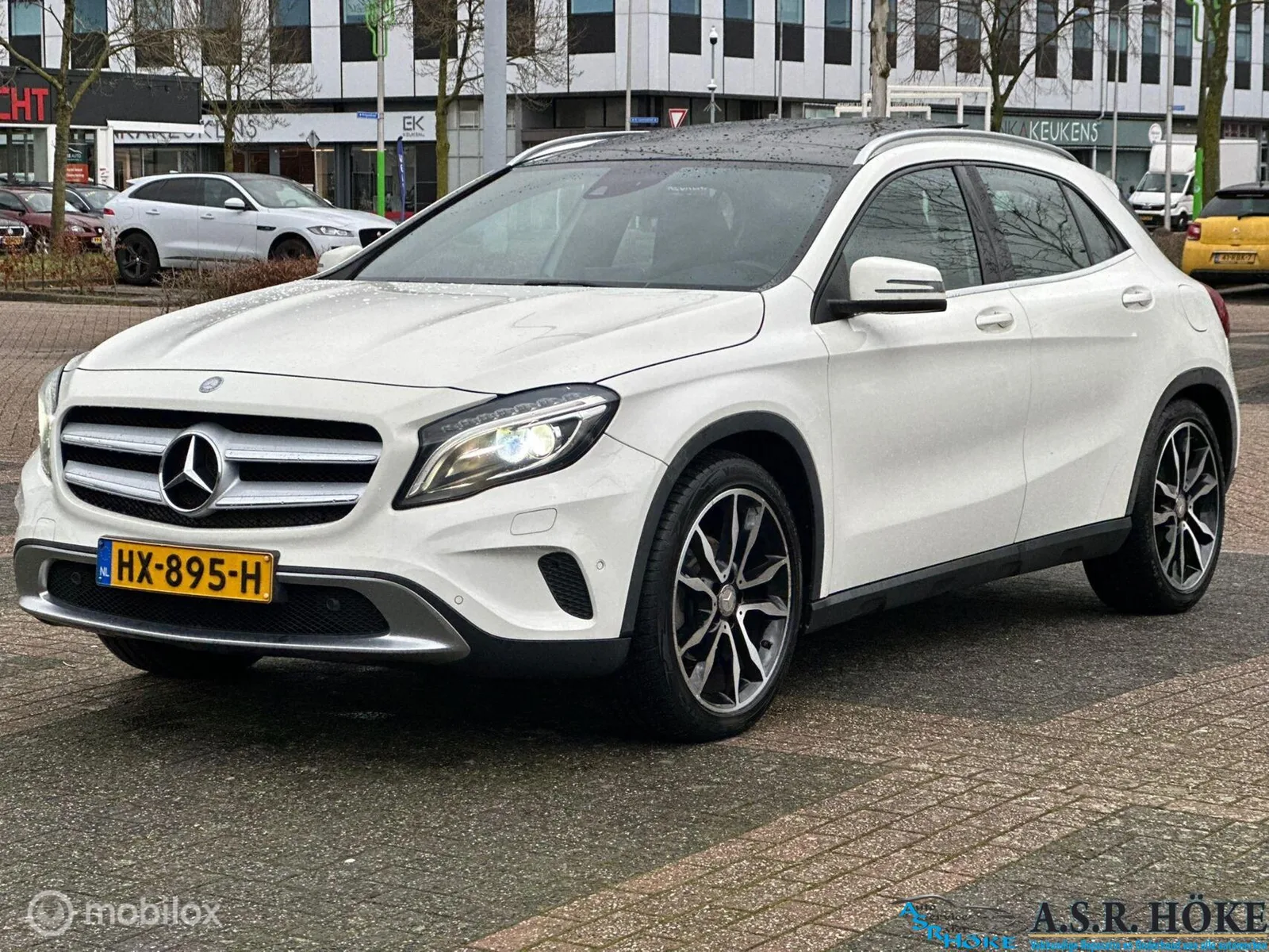 Mercedes-Benz GLA-Klasse (2015) — foto 1