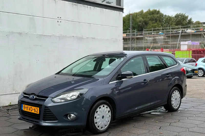 Ford Focus (2013)