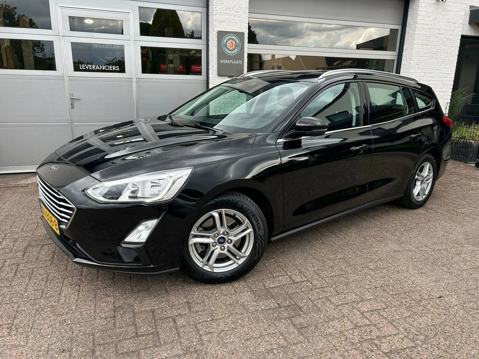 Ford Focus (2019) — foto 1