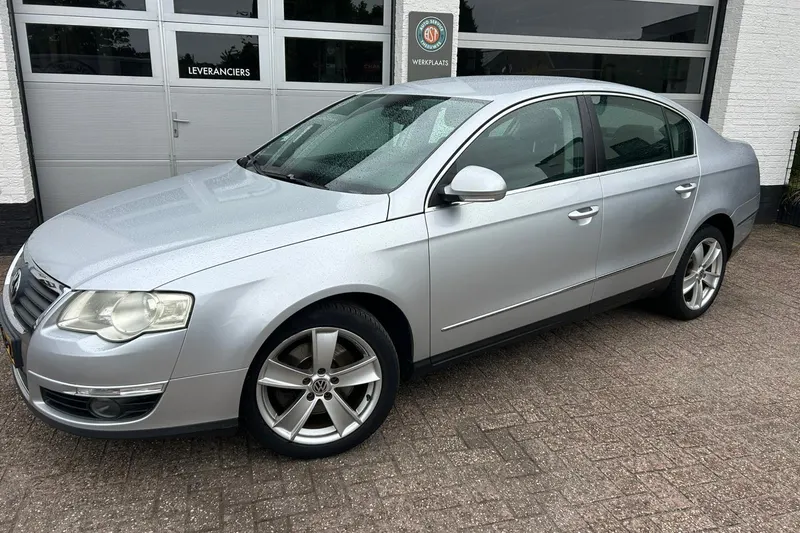 Volkswagen Passat (2010)