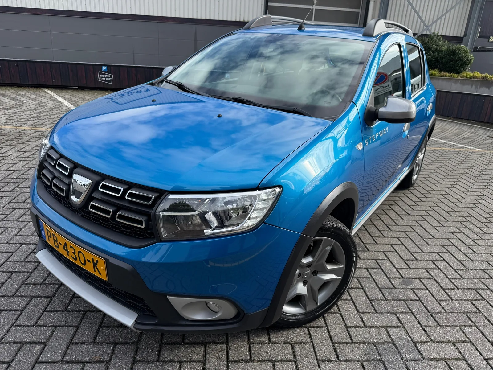 Dacia Sandero (2017) — foto 1
