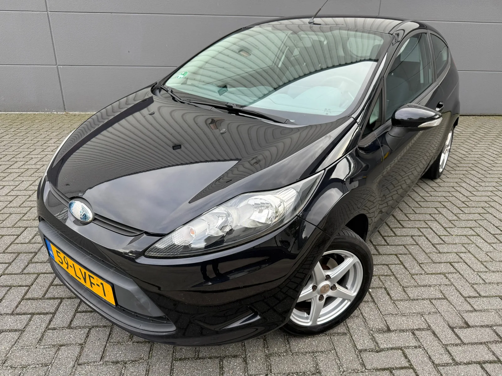 Ford Fiesta (2010) — foto 1