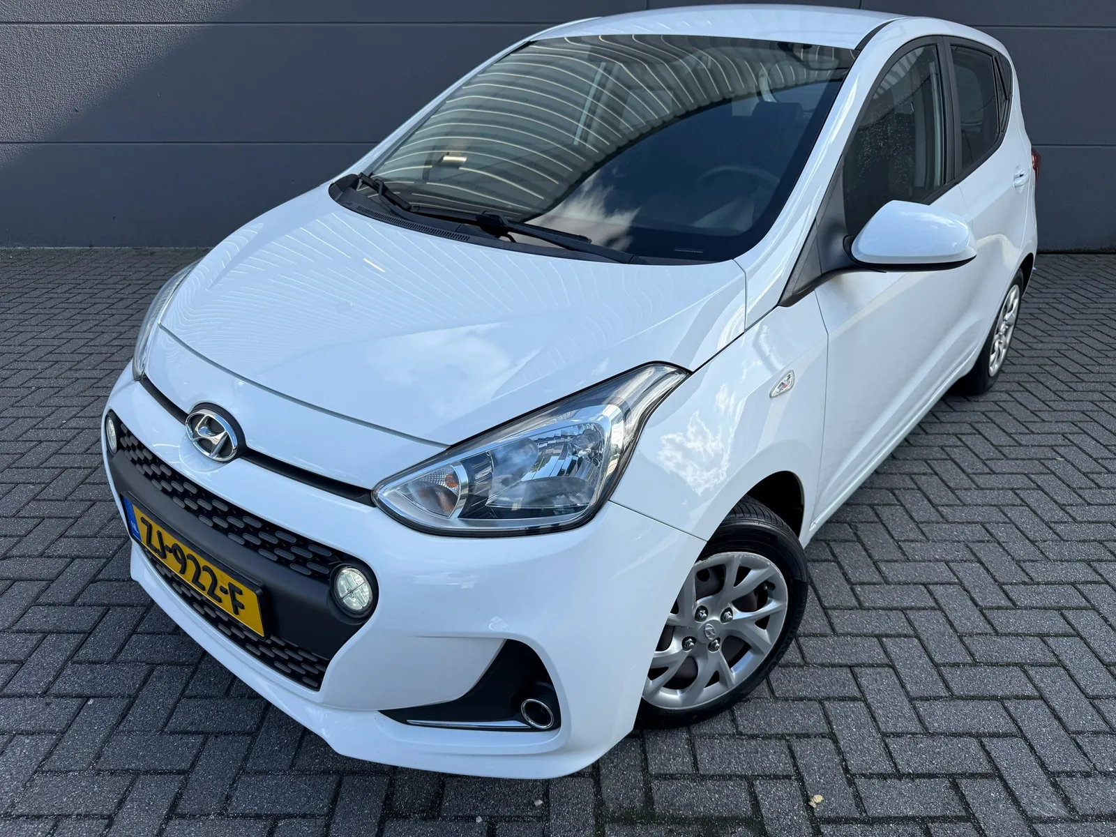 Hyundai i10 (2019) — foto 1