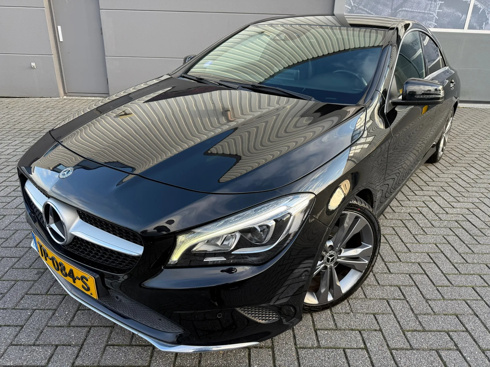 Mercedes-Benz CLA-Klasse (2018) — foto 1