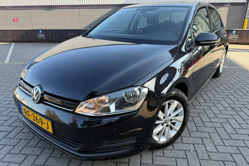 Volkswagen Golf (2016)