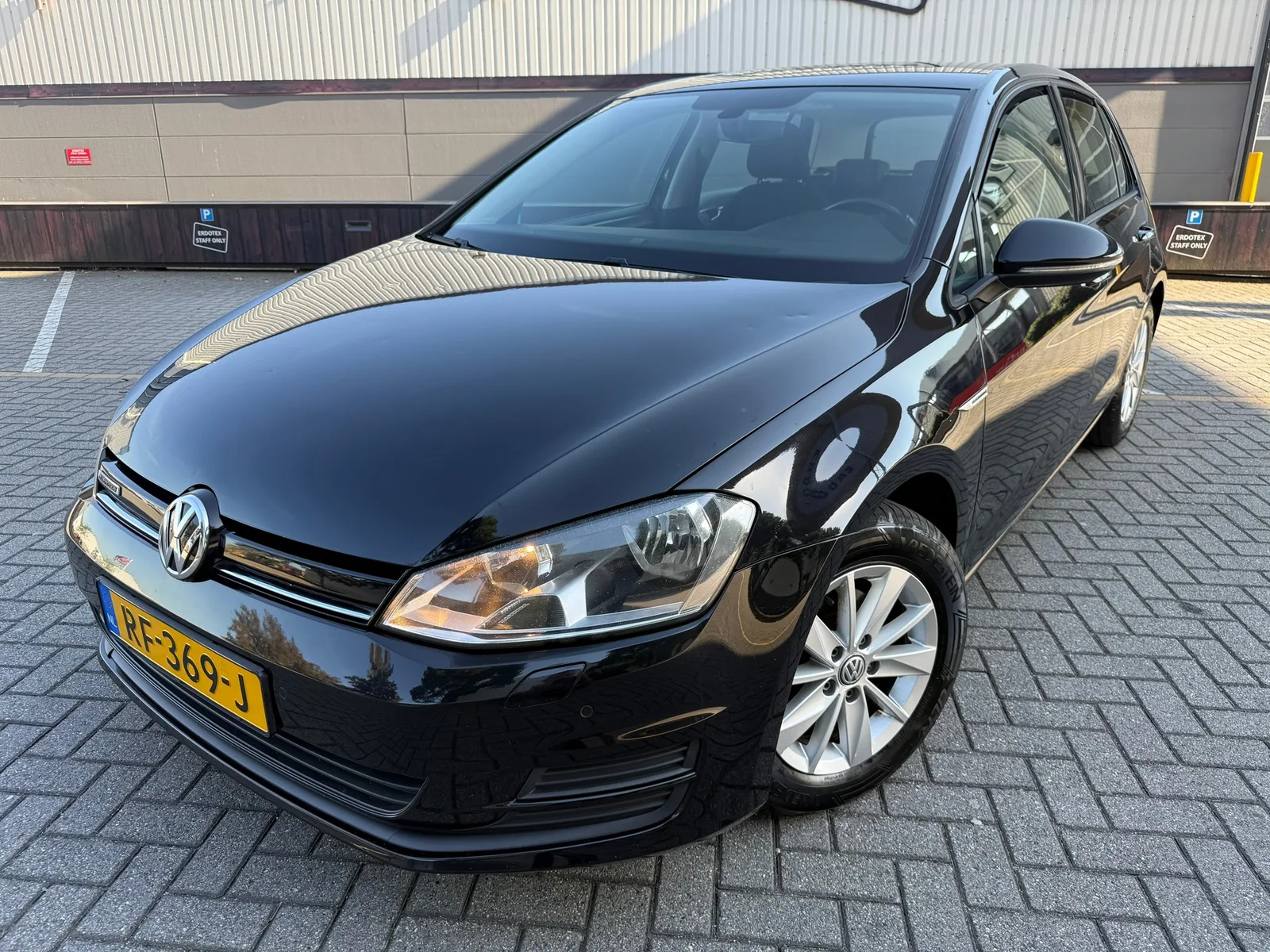 Volkswagen Golf (2016) — foto 1