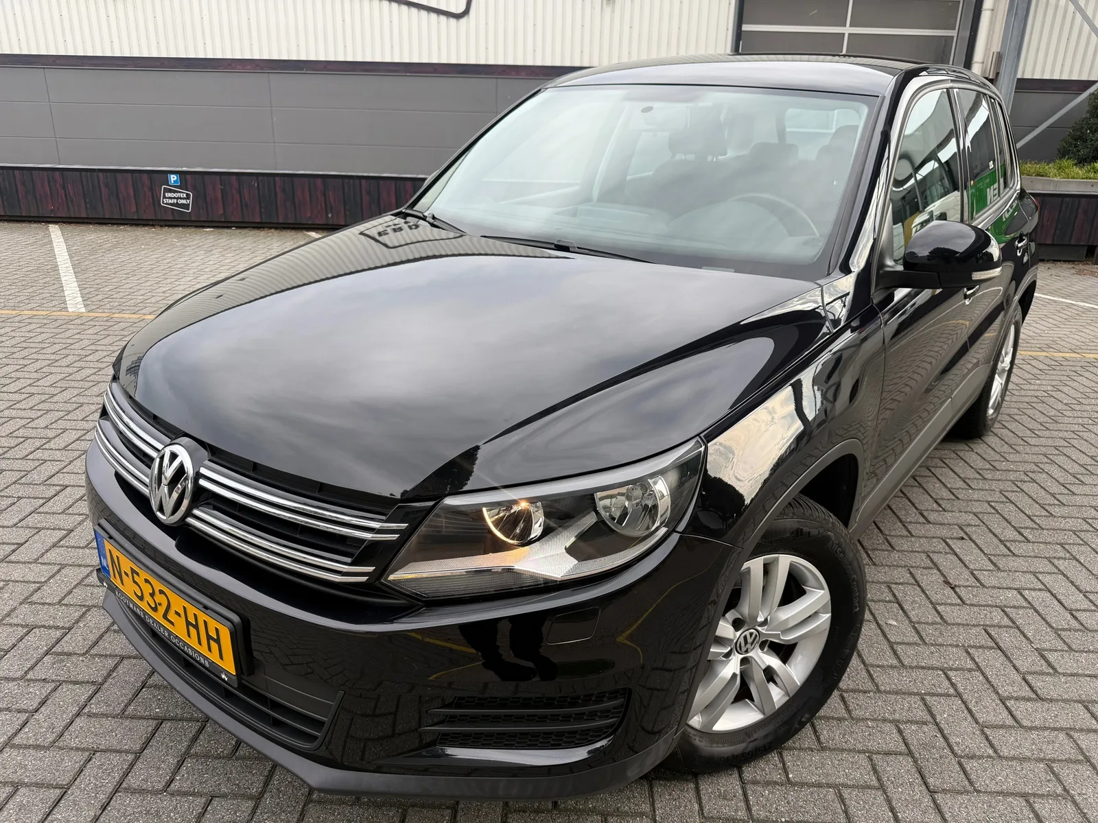 Volkswagen Tiguan (2014) — foto 1