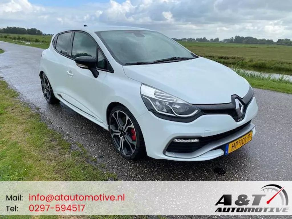 Renault Clio (2015) — foto 1