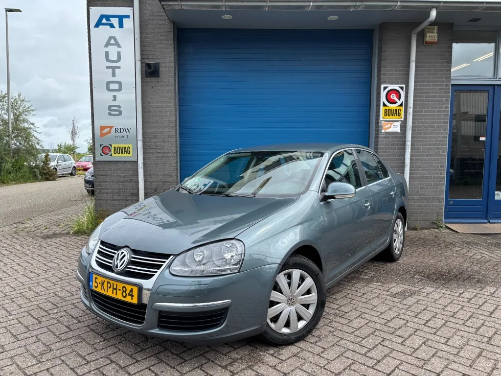 Volkswagen Jetta (2007) — foto 1