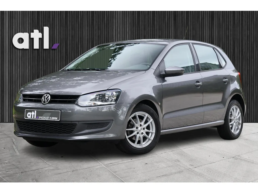 Volkswagen Polo (2014) — foto 1