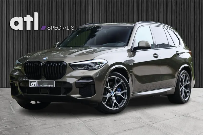 BMW X5 (2023)