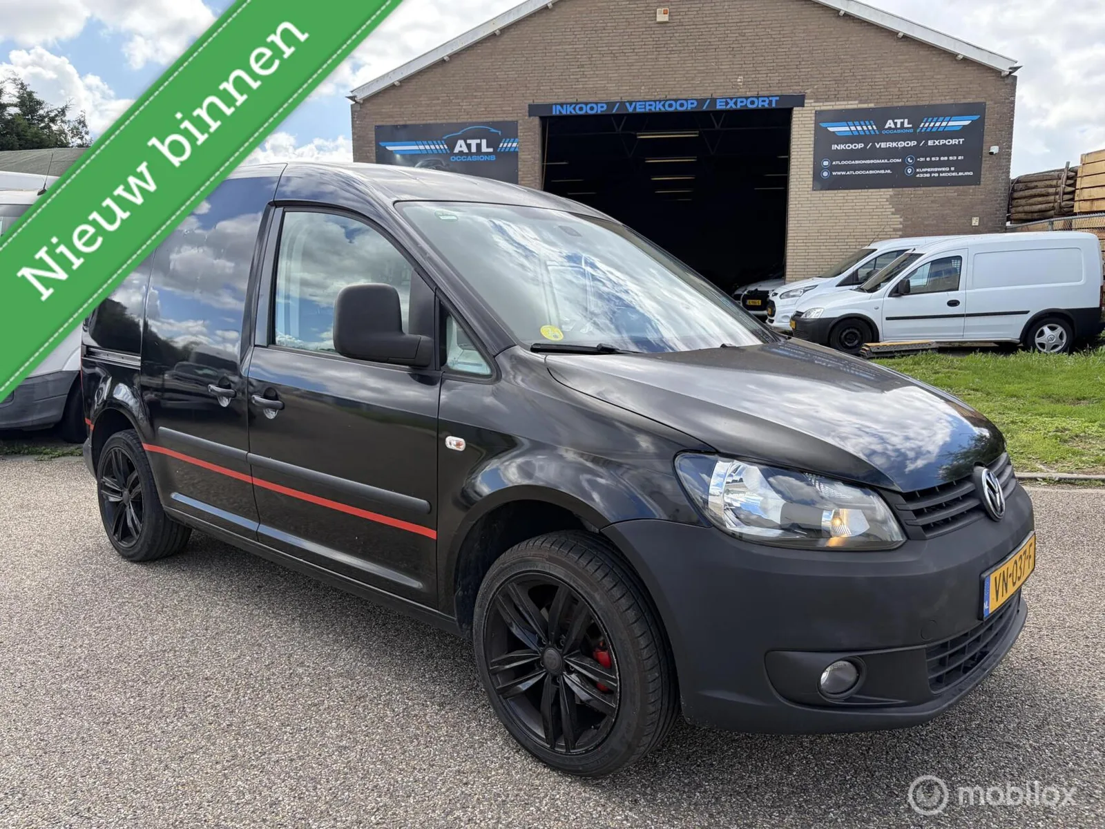 Volkswagen Caddy (2015) — foto 1