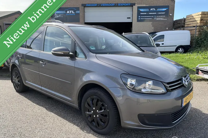 Volkswagen Touran (2012)