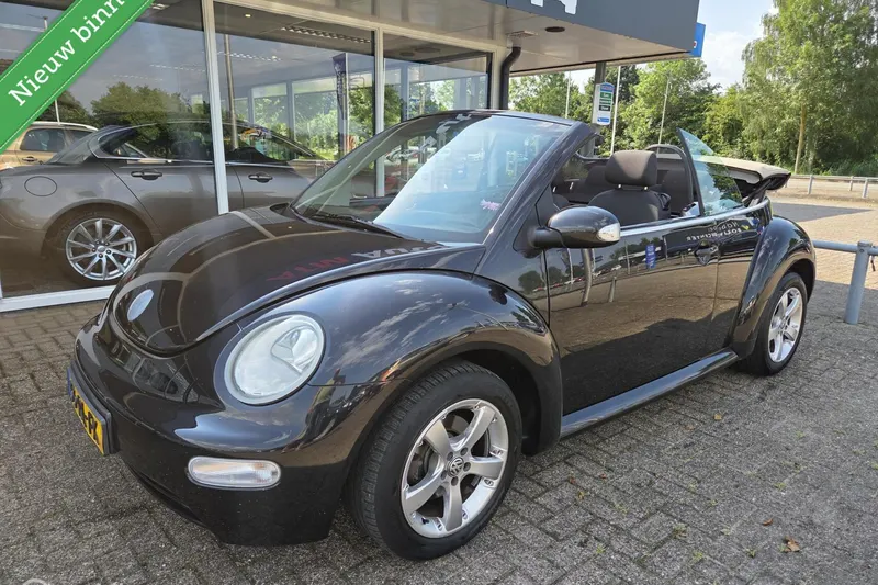 Volkswagen New Beetle (2005)